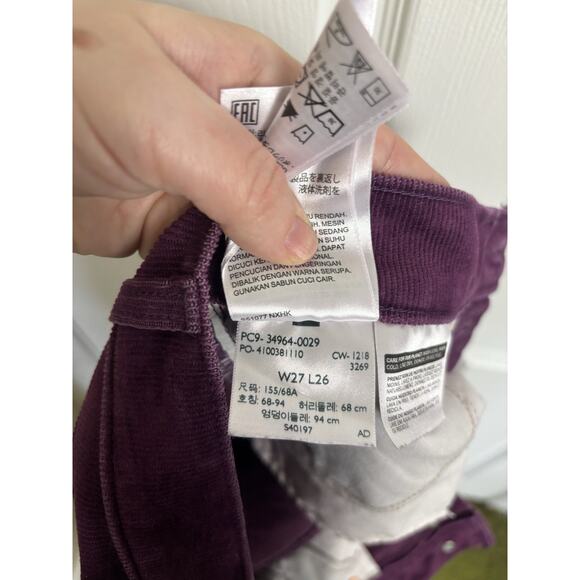 Levi’s Wedgie Straight Purple Corduroy Pants Size 27 White Tab Button Fly - Picture 9 of 9